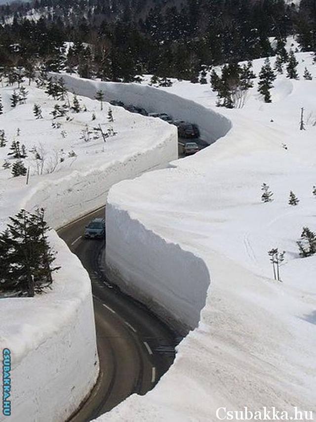 Méretes hó alagút méretes hó kocsik kép út hó