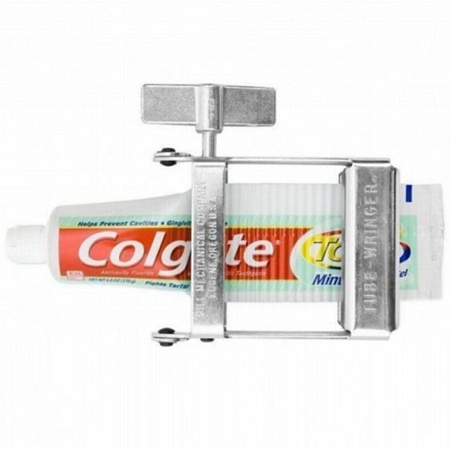 A fogkrém gyártók már betiltanák, itt az új fogkrém kinyomó. tárgy ötletes vicces szerkezet fogkrém kinyomó fogkrém kacat