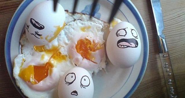 Reggeli fárasztó vicces pihent reggeli fárasztó tojások kép elvetemült
