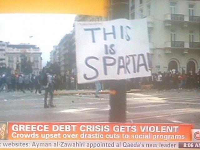 Görög tüntetésen görög spárta tábla tüntetés elvetemült