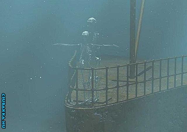 A Titanic napjainkban... :D lol beteg titanic csontváz