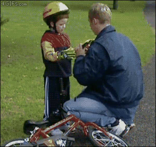 Apa! Megtanítasz biciklizni?