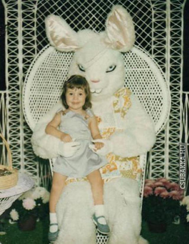 A történelem legrosszabb húsvéti jelmezei (10 kép) fail Képek gyerek húsvéti nyuszi
