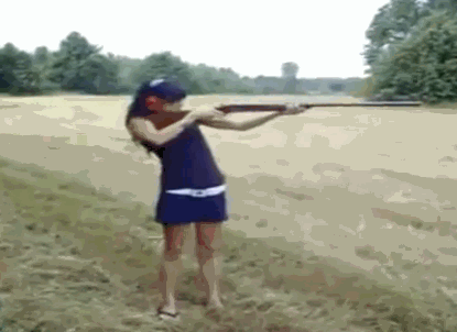 clumsy_girls_caught_in_embarrassing_gifs_21