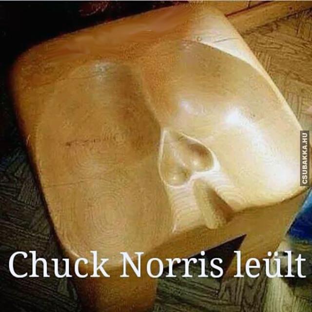Itt járt Chuck Norris vicces képek chuck norris szék